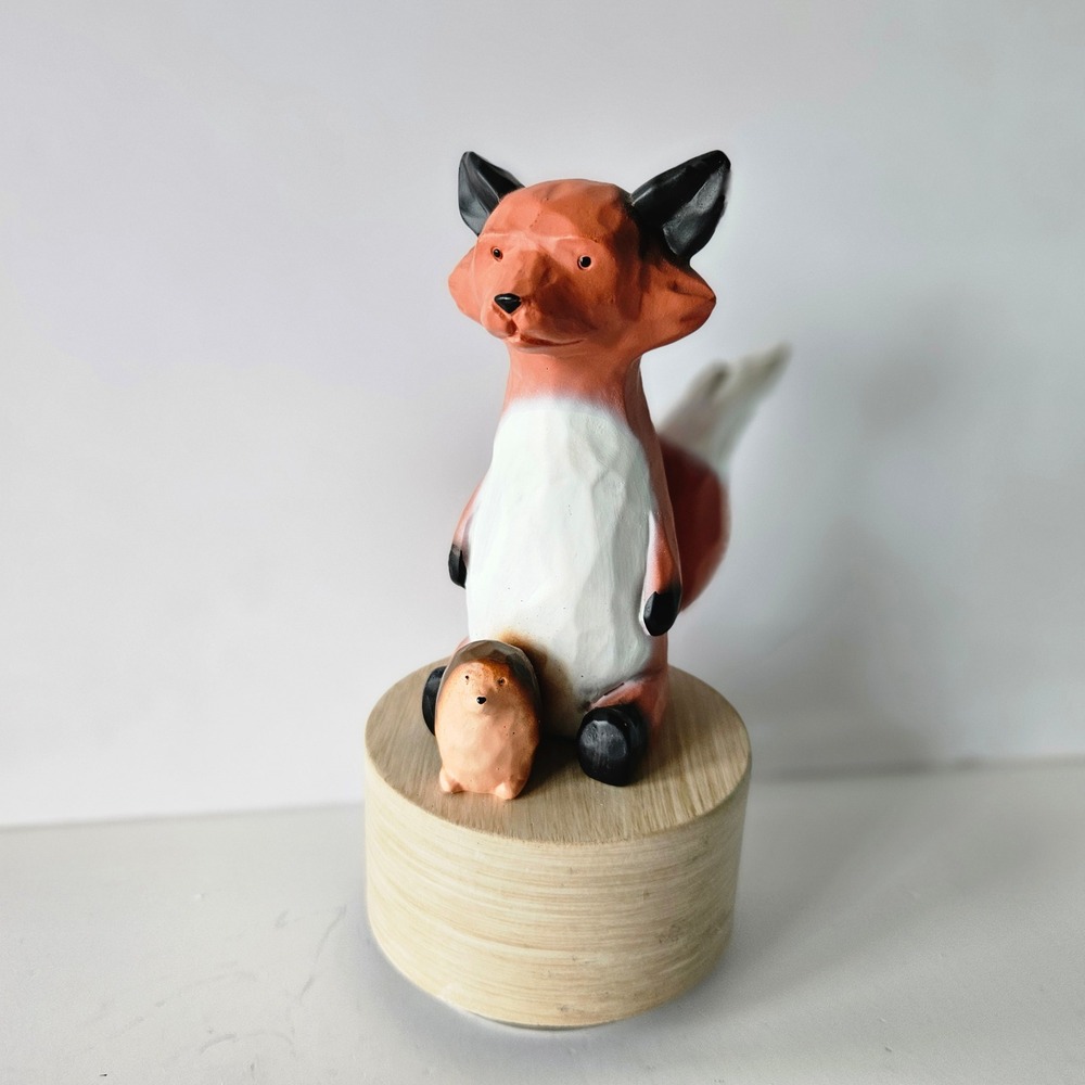 Fox Hedgehog Wooden Music Box WORKS Plays "Castles in the Sky"  SDGINA